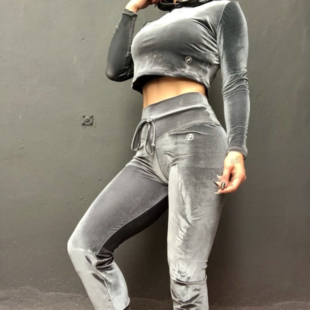PRICE DROP! ABS2B NWOT/Velvet Capri Jogger w/ Scrunchie Booty / SZ XL / Ash Gray